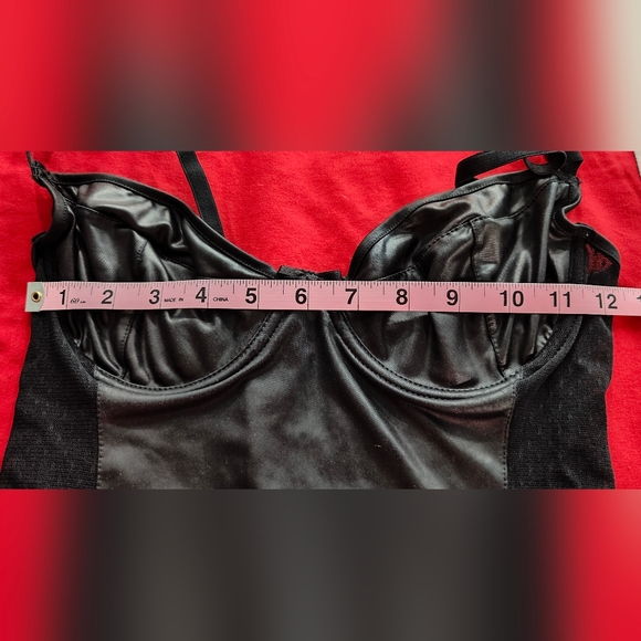 Faux Leather & lace black corset Size M - Picture 4 of 4